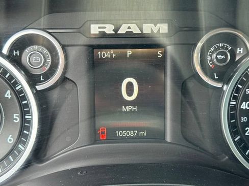 Used 2022 RAM 1500 Big Horn AWD/4WD image 38