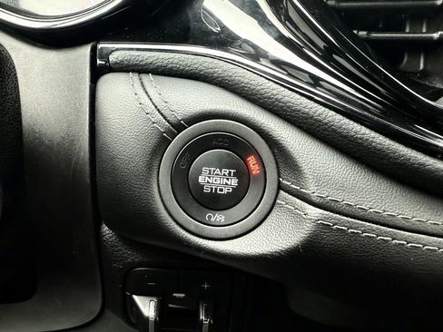 Used 2022 Dodge Durango GT image 21