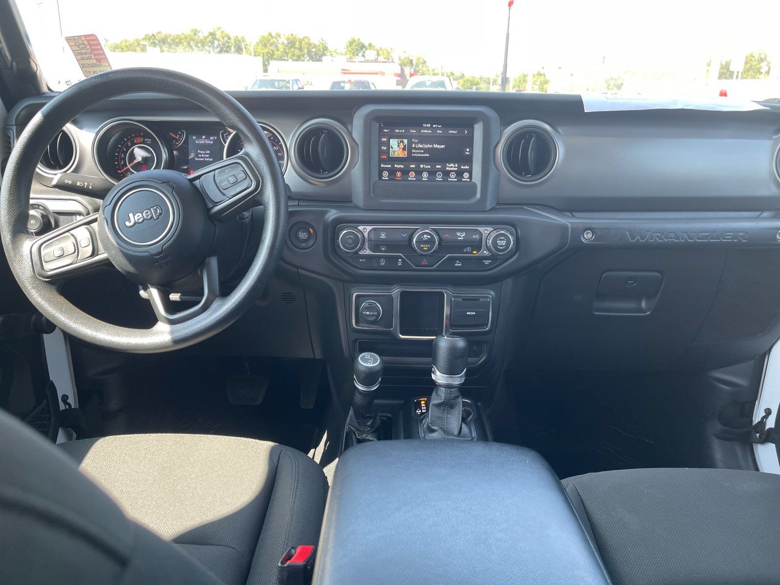 Used 2023 Jeep Wrangler Unlimited Sport AWD/4WD image 15