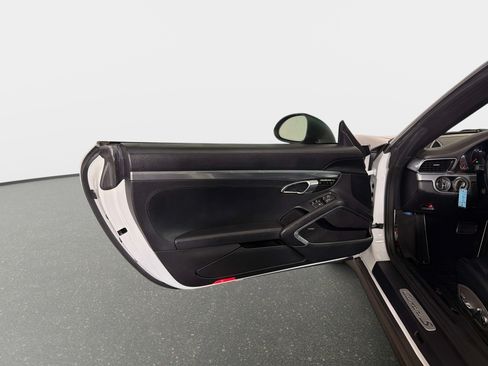 Used 2017 Porsche 911 Carrera S RWD image 26