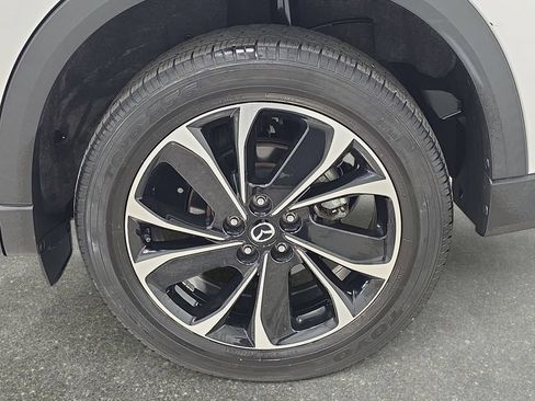 Used 2023 MAZDA CX-5 AWD 2.5 S w/ Premium Package image 30