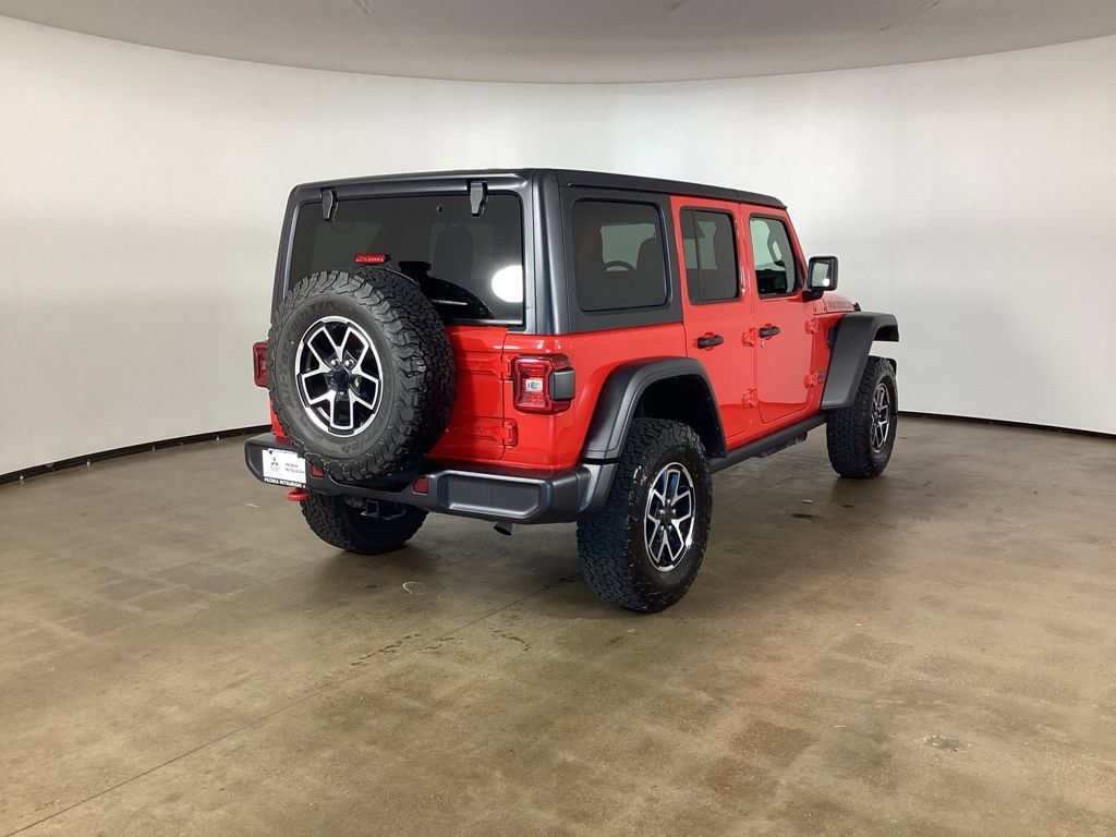 Used 2026 Jeep Wrangler Unlimited Rubicon AWD/4WD image 5