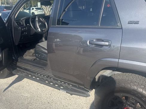 Used 2023 Toyota 4Runner SR5 Premium w/ Moonroof Package image 13