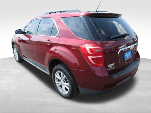 Used 2017 Chevrolet Equinox LT w/ Convenience Package FWD image 3
