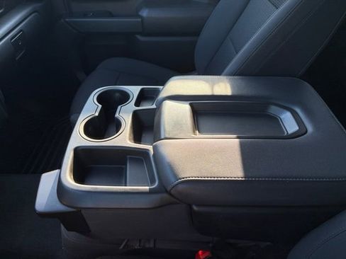 Used 2022 Chevrolet Silverado 1500 Custom RWD image 25