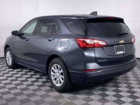 Used 2019 Chevrolet Equinox LS w/ LS Convenience Package FWD image 17