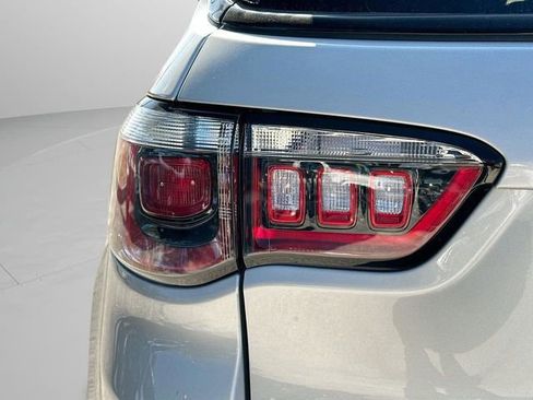 New 2026 Jeep Compass Latitude image 8