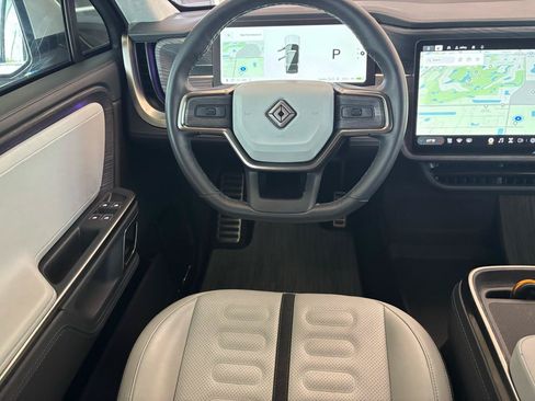 Used 2024 Rivian R1S Adventure AWD/4WD image 11