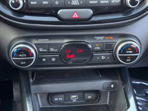 Used 2022 Kia Soul Turbo image 26