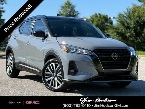 Used 2024 Nissan Kicks SR FWD image 2