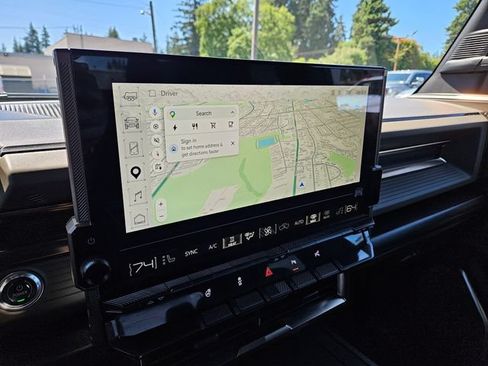 Used 2025 GMC Hummer EV 2X AWD/4WD image 32