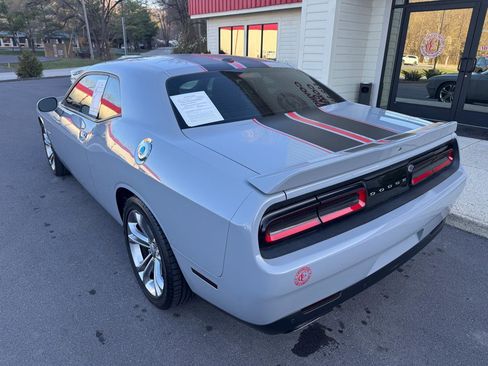 Used 2021 Dodge Challenger R/T RWD image 5