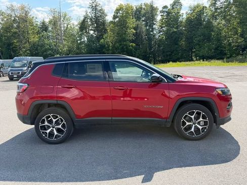 New 2026 Jeep Compass Limited AWD/4WD image 6