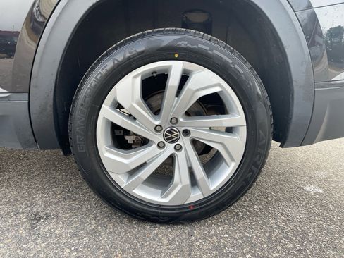 Used 2022 Volkswagen Atlas SE image 36