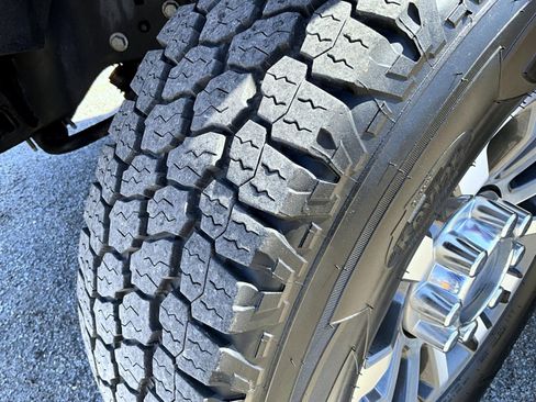 Used 2022 Ford F250 Lariat w/ Lariat Value Package image 24