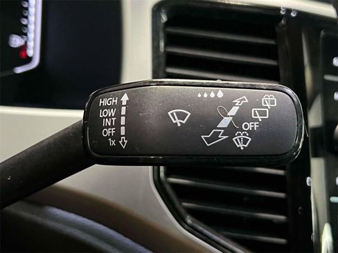 Used 2023 Volkswagen Atlas SEL image 27