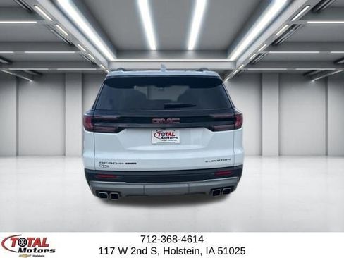 Used 2026 GMC Acadia Elevation w/ Elevation Premium Package AWD/4WD image 7