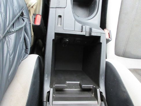 Used 2018 Subaru Crosstrek 2.0i image 27