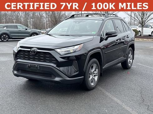 Used 2024 Toyota RAV4 XLE w/ Convenience Package image 5