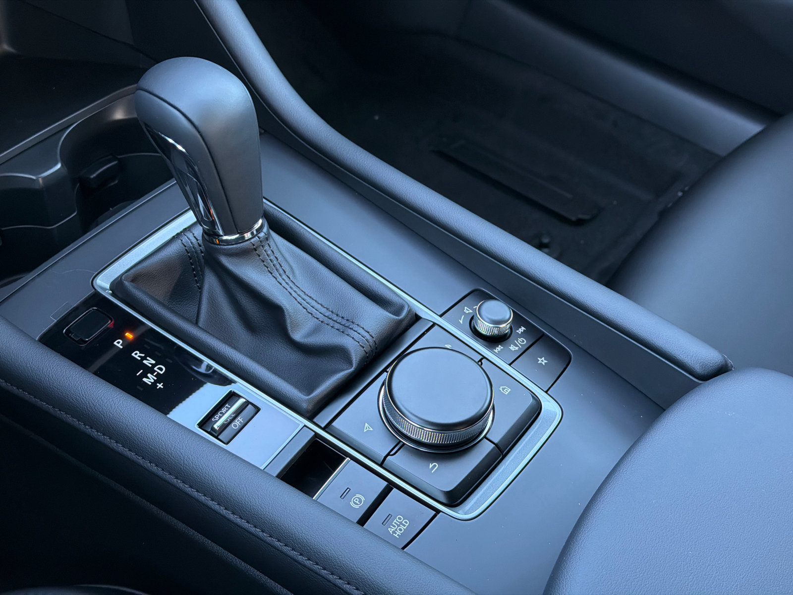 New 2026 MAZDA MAZDA3 s Sport FWD image 28