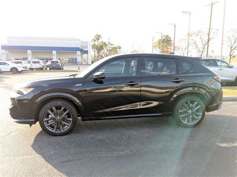 Certified 2025 Acura ADX A-Spec image 11