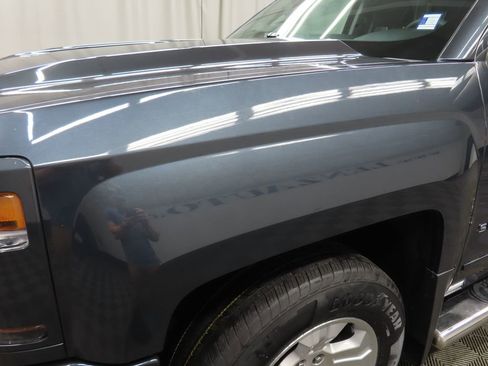 Used 2018 Chevrolet Silverado 1500 LT w/ All Star Edition image 37