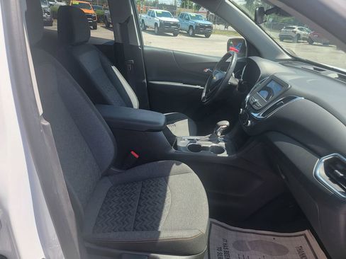 Used 2022 Chevrolet Equinox LT FWD image 5