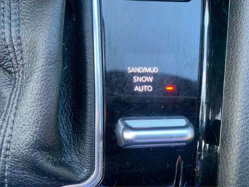Used 2026 Jeep Compass Limited AWD/4WD image 34
