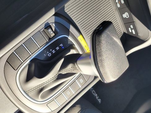 New 2026 Hyundai Kona SE image 18