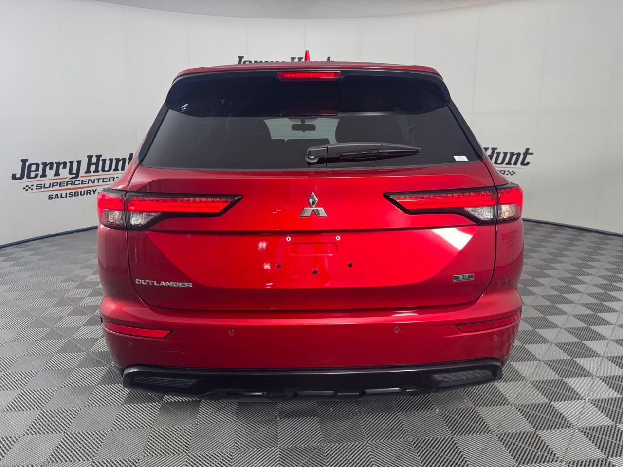 Used 2024 Mitsubishi Outlander SE FWD image 8