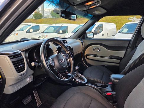 Used 2014 Kia Soul + w/ Audio Package image 14
