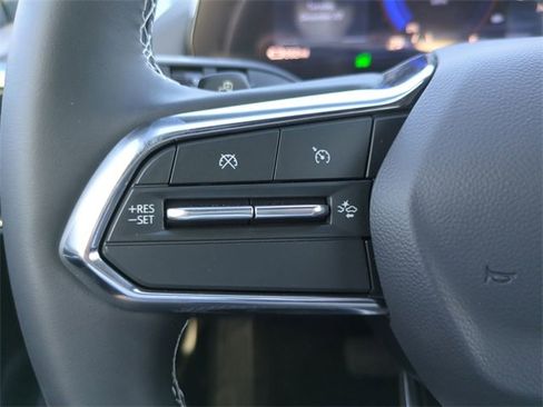 New 2026 Chevrolet Equinox EV LT image 25