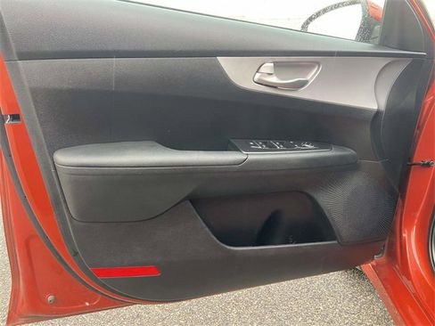 Used 2023 Kia Forte LXS w/ LXS Technology Package image 15