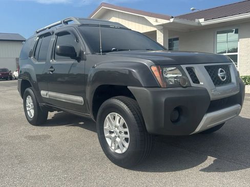 Used 2015 Nissan Xterra S RWD image 7