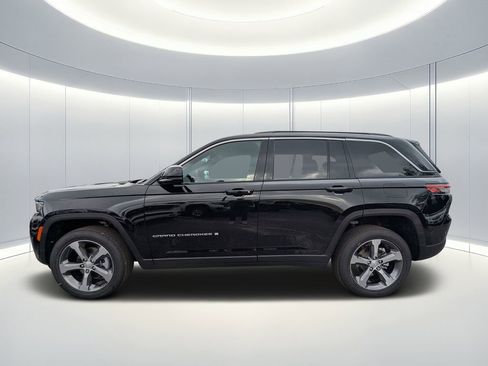 New 2026 Jeep Grand Cherokee Limited AWD/4WD image 7