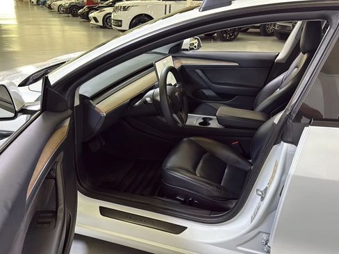 Used 2021 Tesla Model 3 Standard Range Plus RWD image 8