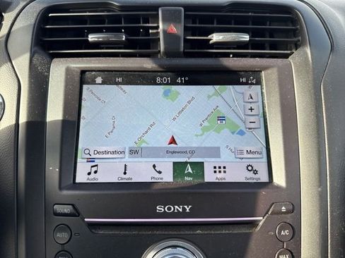 Used 2019 Ford Fusion Titanium image 11