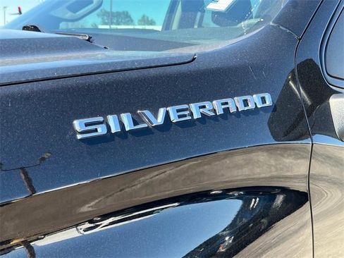 Used 2020 Chevrolet Silverado 1500 Custom w/ Custom Value Package image 31