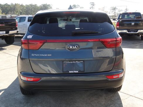 Used 2019 Kia Sportage LX image 4