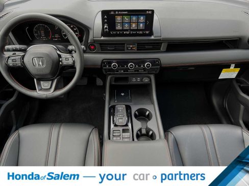 New 2025 Honda Pilot TrailSport image 3