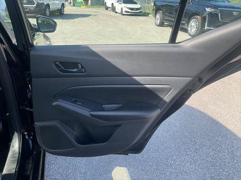 Used 2024 Nissan Altima 2.5 S FWD image 26