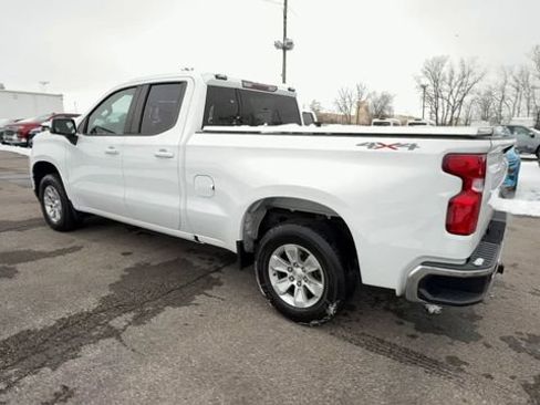 Used 2020 Chevrolet Silverado 1500 LT w/ Convenience Package AWD/4WD image 6