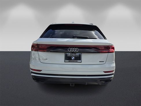 Used 2020 Audi Q8 Prestige w/ Prestige Package image 5