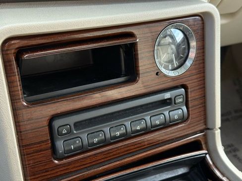 Used 2004 Cadillac Escalade AWD image 23