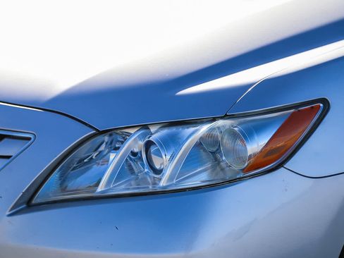 Used 2008 Toyota Camry XLE image 8