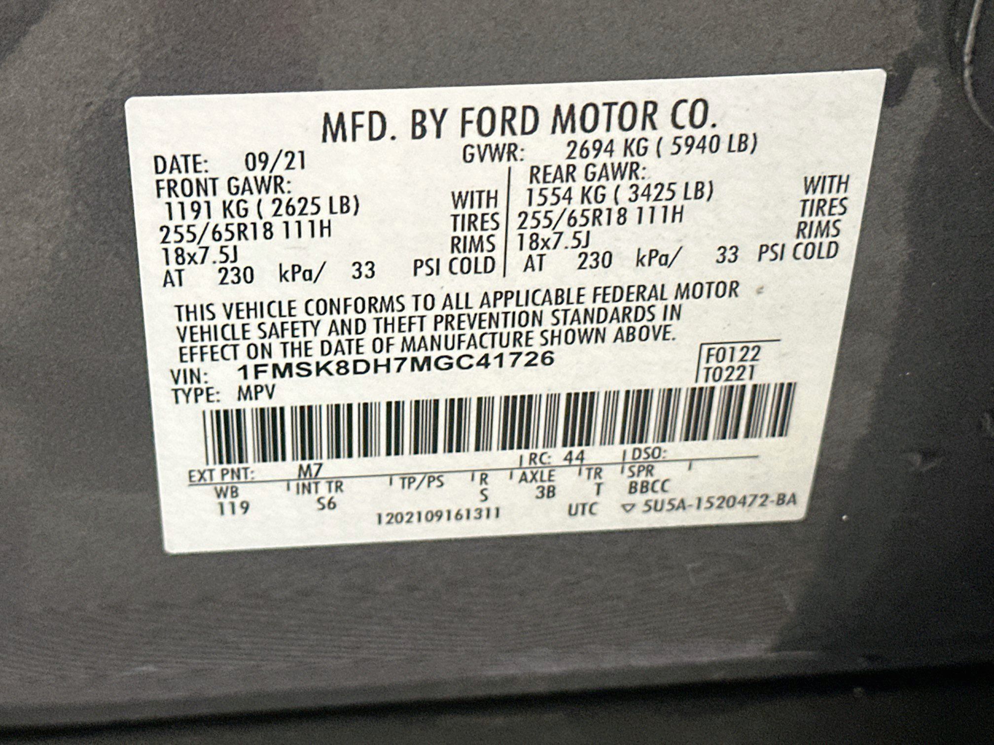 Used 2021 Ford Explorer XLT w/ Equipment Group 202A AWD/4WD image 12