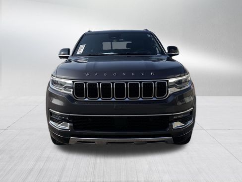 Used 2024 Jeep Wagoneer Series III AWD/4WD image 2