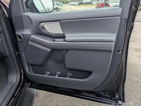 New 2025 Ford Expedition Max Active image 38