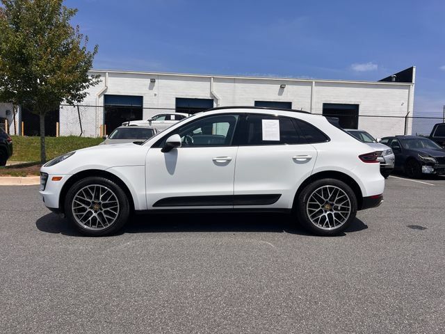 Used 2018 Porsche Macan w/ Premium Package Plus AWD/4WD image 2