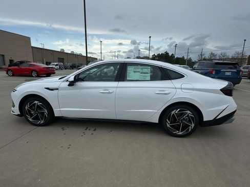 New 2026 Hyundai Sonata SEL FWD image 6